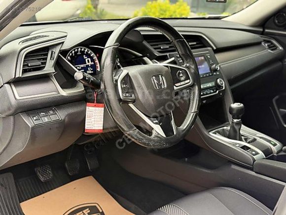 EMSALSİZ 2017 MODEL HONDA CİVİC 1.6i VTEC ELEGANCE (SUNROFLU)
