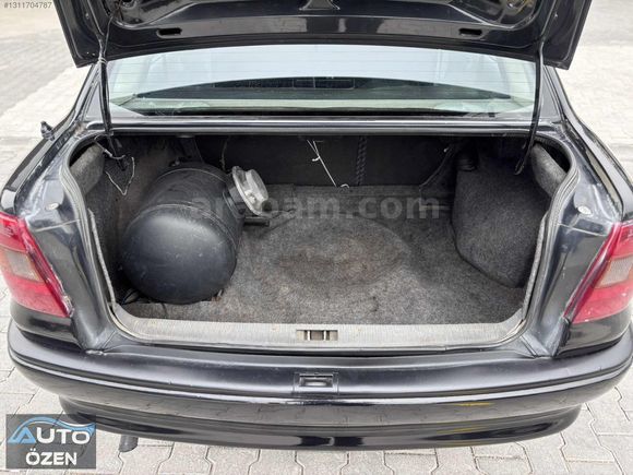 AUTO ÖZEN'DEN TERTEMİZ KLİMALI ASTRA 1.6 GLS SEDAN