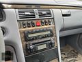 ÇAPRAZ'DAN 2001 MERCEDES E200 KOMPRESSOR AVANTGARDE EMSALSİZ