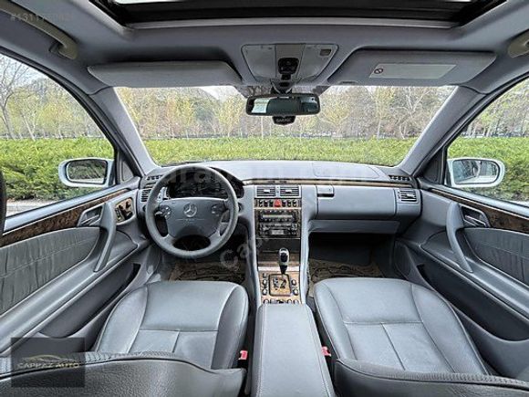 ÇAPRAZ'DAN 2001 MERCEDES E200 KOMPRESSOR AVANTGARDE EMSALSİZ