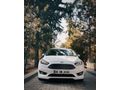 Sahibinden Ford Focus 1.6 TDCi Titanium 2015 Model  230.000 km Beyaz
