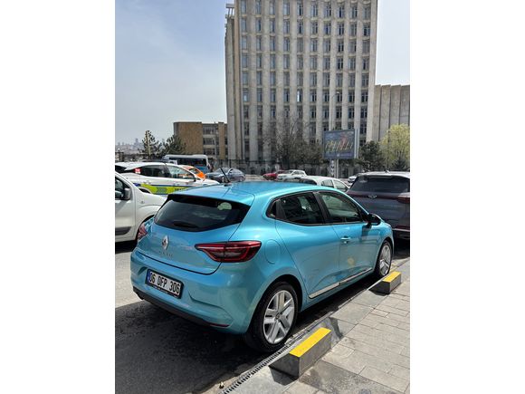 Sahibinden Renault Clio 1.0 TCe Touch 2021 Model Ankara