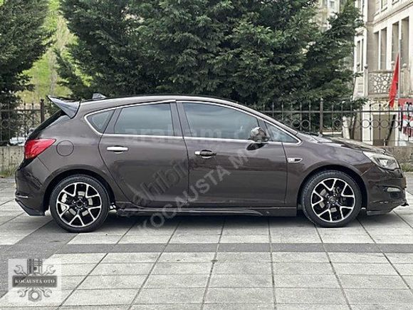KOCAUSTA'DAN TEMİZ DÜŞÜK KM'Lİ 2015 OPEL ASTRA J