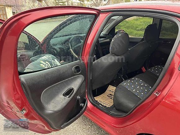 "YOLCU" dan 1.4 peugeot 2003 dizel 5 kapı 290ooo km
