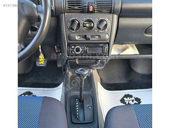 Galeriden Opel Corsa 1.4 Swing 1998 Model Ordu 199.000 km Mavi
