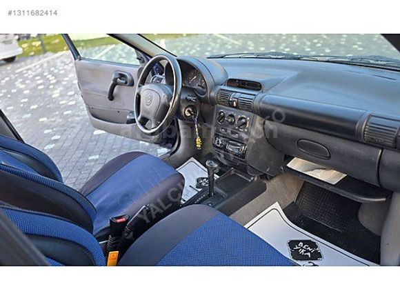 Galeriden Opel Corsa 1.4 Swing 1998 Model Ordu 199.000 km Mavi