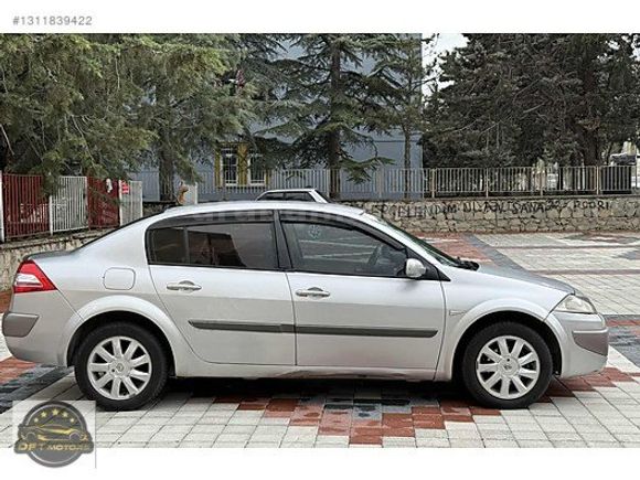 RENUALT MEGANE 1.5 DCİ OTOMATİK DEĞİŞENSİZ