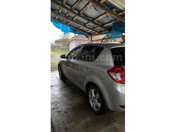Sahibinden Kia Ceed 1.6 CRDi Motion 2012 Model 