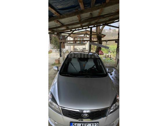 Sahibinden Kia Ceed 1.6 CRDi Motion 2012 Model 