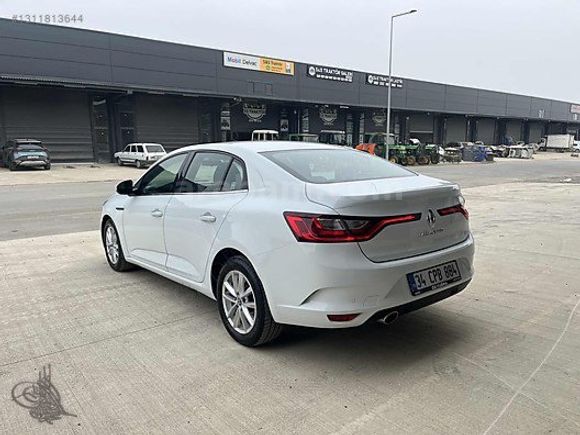 ÖZ TUĞRA' DAN 2020 MEGANE DİZEL OTOMATİK TEMİZ BAKIMLI