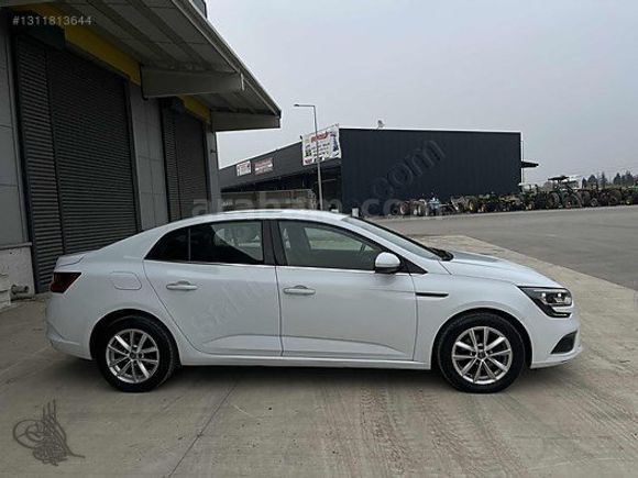 ÖZ TUĞRA' DAN 2020 MEGANE DİZEL OTOMATİK TEMİZ BAKIMLI