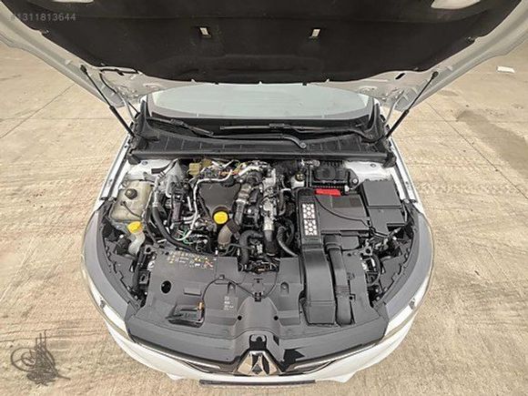 ÖZ TUĞRA' DAN 2020 MEGANE DİZEL OTOMATİK TEMİZ BAKIMLI
