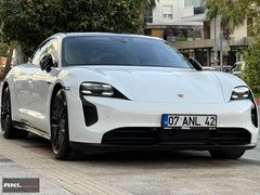 2023 TAYCAN GTS SKY TAVAN+SPORTDESIGN+SOGUTMA GARANTİLİ BAYİİ