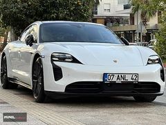 2023 TAYCAN GTS SKY TAVAN+SPORTDESIGN+SOGUTMA GARANTİLİ BAYİİ