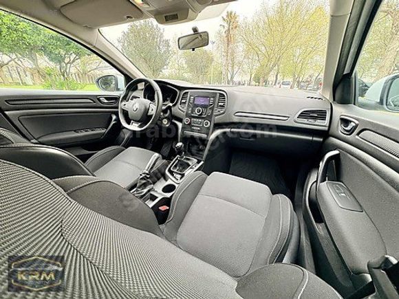 2019 MODEL - BAKIMLARI YENİ - HATASIZ - BOYASIZ MEGANE 4