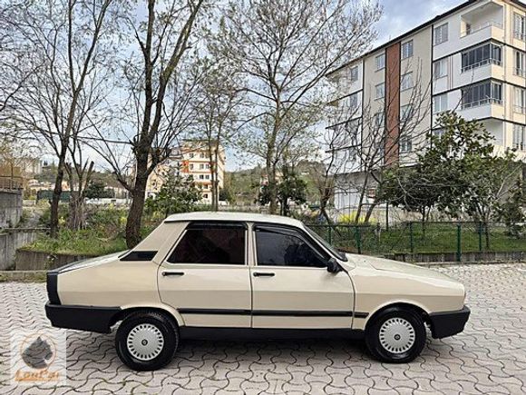 1993 TOROS SEDAN BENZİN LPG MANUEL TEMİZ ARAÇ 260 BİN KM DE