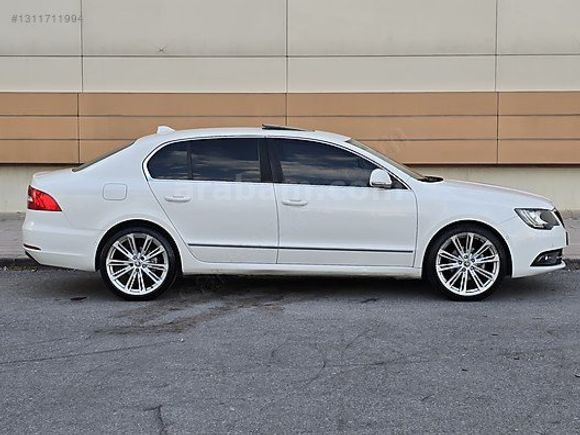 2013 SUPERB 1.6 TDI ELEGANCE+PRESTİGE SUNROOF 4 KOLTK ISITMA