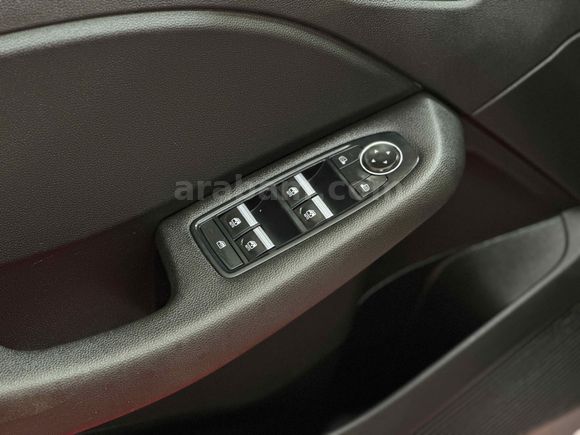 BEŞKAZALIOĞLU // 2020 CLİO 1.3TCE 130HP EDC TOUCH HATASIZ!