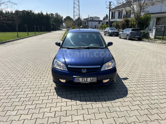 Sahibinden Honda Civic 1.6i VTEC LS Elegance 2004 Model  300.000 km Mavi