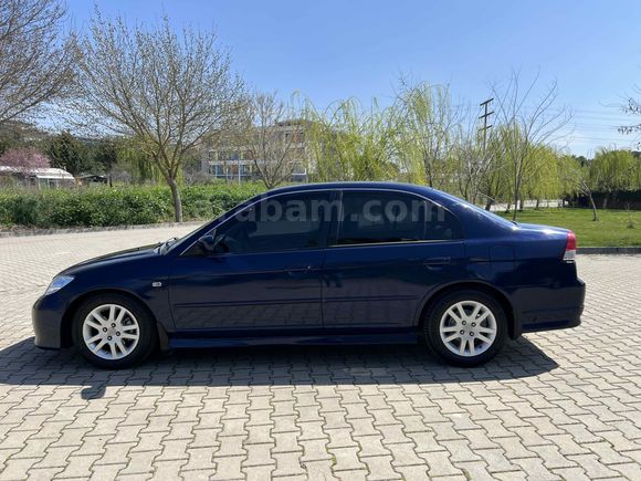 Sahibinden Honda Civic 1.6i VTEC LS Elegance 2004 Model  300.000 km Mavi