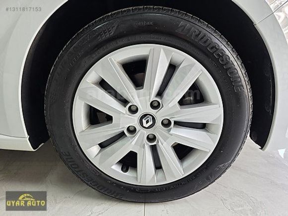2025 MEGANE TOUCH/HATASIZ/12 BİN/GSR2/Ş.TKP/G.GRŞ/CAR PLAY/NAVİG