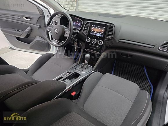 2025 MEGANE TOUCH/HATASIZ/12 BİN/GSR2/Ş.TKP/G.GRŞ/CAR PLAY/NAVİG
