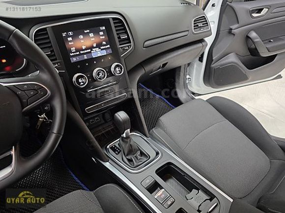 2025 MEGANE TOUCH/HATASIZ/12 BİN/GSR2/Ş.TKP/G.GRŞ/CAR PLAY/NAVİG