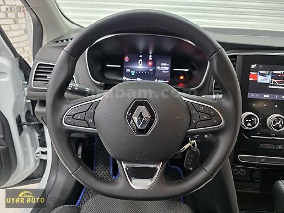 2025 MEGANE TOUCH/HATASIZ/12 BİN/GSR2/Ş.TKP/G.GRŞ/CAR PLAY/NAVİG