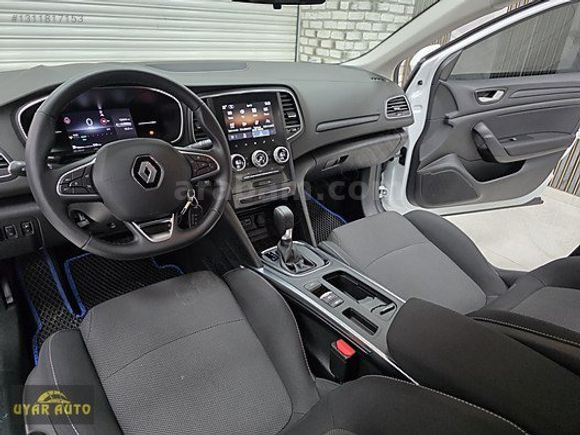2025 MEGANE TOUCH/HATASIZ/12 BİN/GSR2/Ş.TKP/G.GRŞ/CAR PLAY/NAVİG