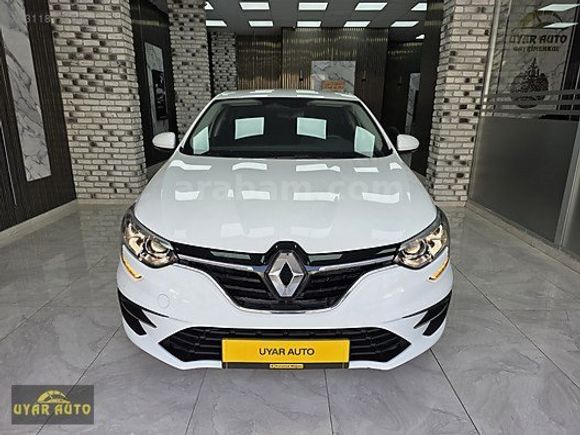 2025 MEGANE TOUCH/HATASIZ/12 BİN/GSR2/Ş.TKP/G.GRŞ/CAR PLAY/NAVİG