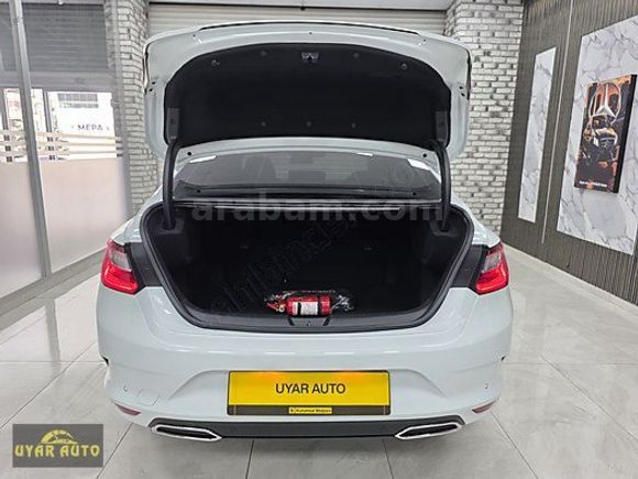 2025 MEGANE TOUCH/HATASIZ/12 BİN/GSR2/Ş.TKP/G.GRŞ/CAR PLAY/NAVİG