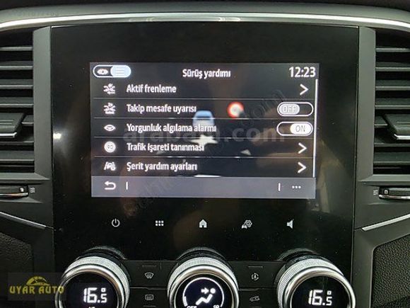 2025 MEGANE TOUCH/HATASIZ/12 BİN/GSR2/Ş.TKP/G.GRŞ/CAR PLAY/NAVİG