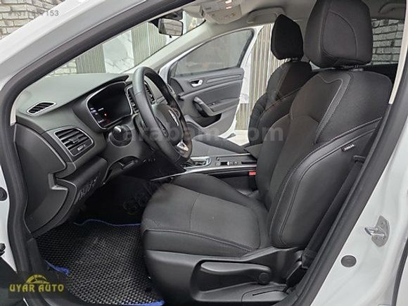 2025 MEGANE TOUCH/HATASIZ/12 BİN/GSR2/Ş.TKP/G.GRŞ/CAR PLAY/NAVİG