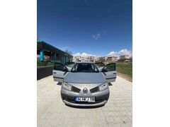 Sahibinden EMSALSİZ TEMİZLİKTE MEGANE 1.4 