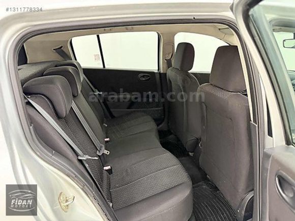 169 BİNDE 1 PARÇA BOYALI 1.4 BENZİN LPG MEGANE