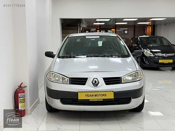 169 BİNDE 1 PARÇA BOYALI 1.4 BENZİN LPG MEGANE