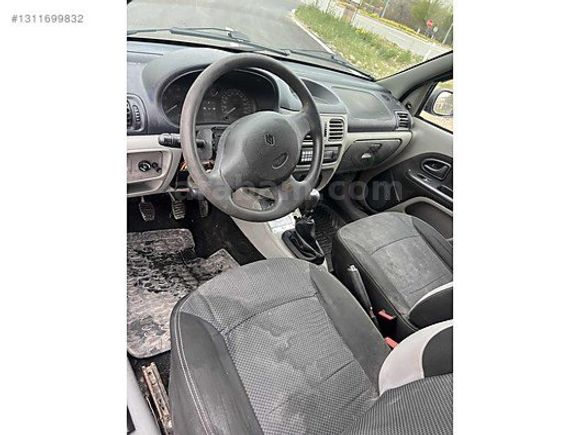 2000 Model Renault Clio 1.6 RXT
