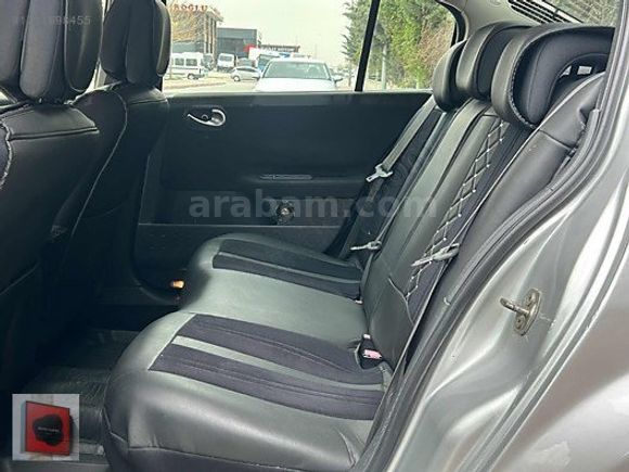 AUTO CUP10'dan HATASIZ 2005 DYNAMİQUE MEGANE II