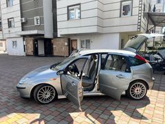 Sahibinden Ford Focus 1.6 Ghia 2004 Model