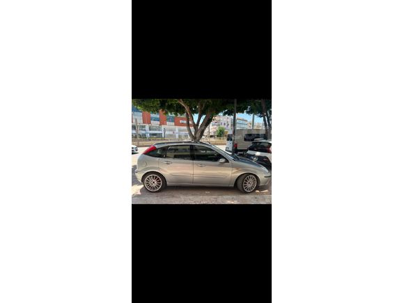 Sahibinden Ford Focus 1.6 Ghia 2004 Model