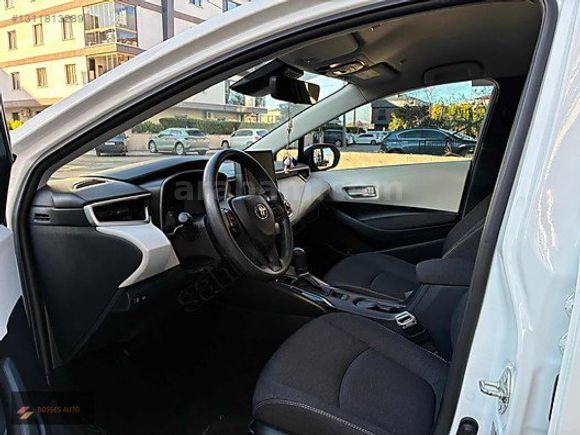 BOSSES DEN HATASIZ BOYASIZ 2024 COROLLA 1.5 VİSİON /68 BİN KM/