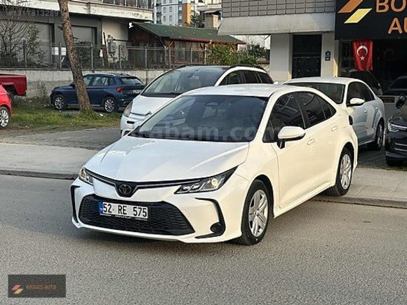 BOSSES DEN HATASIZ BOYASIZ 2024 COROLLA 1.5 VİSİON /68 BİN KM/