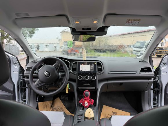 Sahibinden Renault Megane 1.5 Blue DCI Touch 2025 Model 