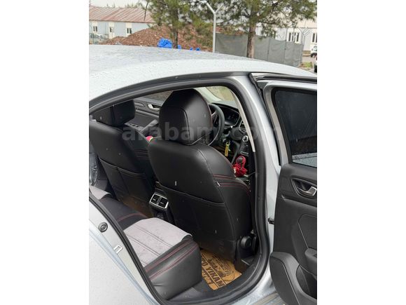 Sahibinden Renault Megane 1.5 Blue DCI Touch 2025 Model 