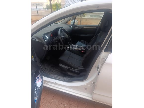 Sahibinden Citroen C4 1.6 e-HDi Confort 2012 Model