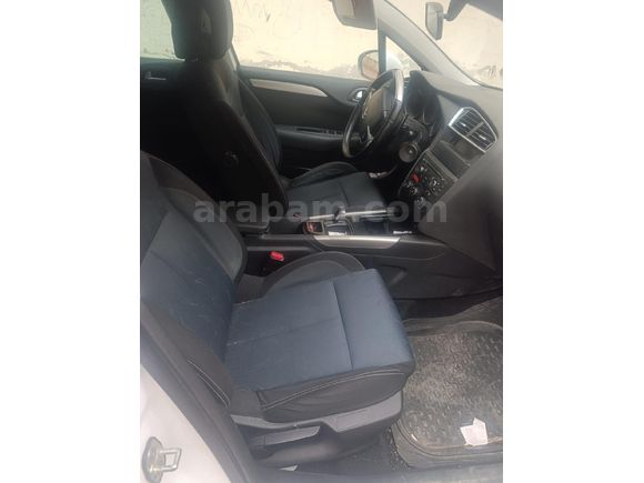 Sahibinden Citroen C4 1.6 e-HDi Confort 2012 Model