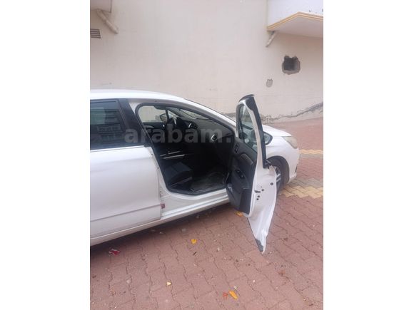 Sahibinden Citroen C4 1.6 e-HDi Confort 2012 Model