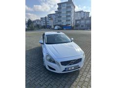 Sahibinden Volvo S60 1.6 T4 Advance 2012 Model  160.000 km Beyaz
