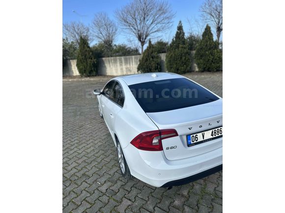(Araç Ankarada Şu Anda) MASRAFSIZ YENİ BAKIMLI BİNİCİSİNE