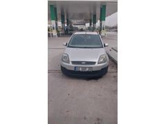 Acil Sahibinden Ford Fiesta 1.4 Comfort 2006 Model